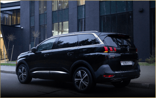 Rental Peugeot 5008 back